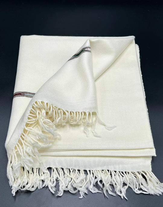 WHITE SWATI SHAWL WOOLEN HANDMADE DOUBLE FIBRE LINT FREE